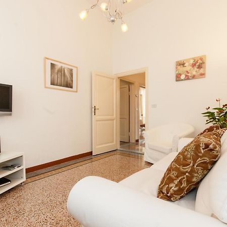 Oltrarno Apartments Флоренція Екстер'єр фото