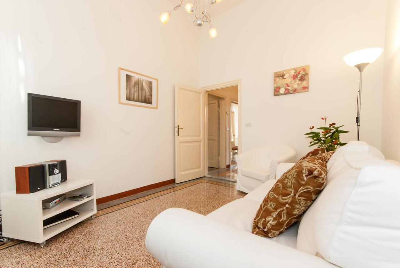 Oltrarno Apartments Флоренція Екстер'єр фото