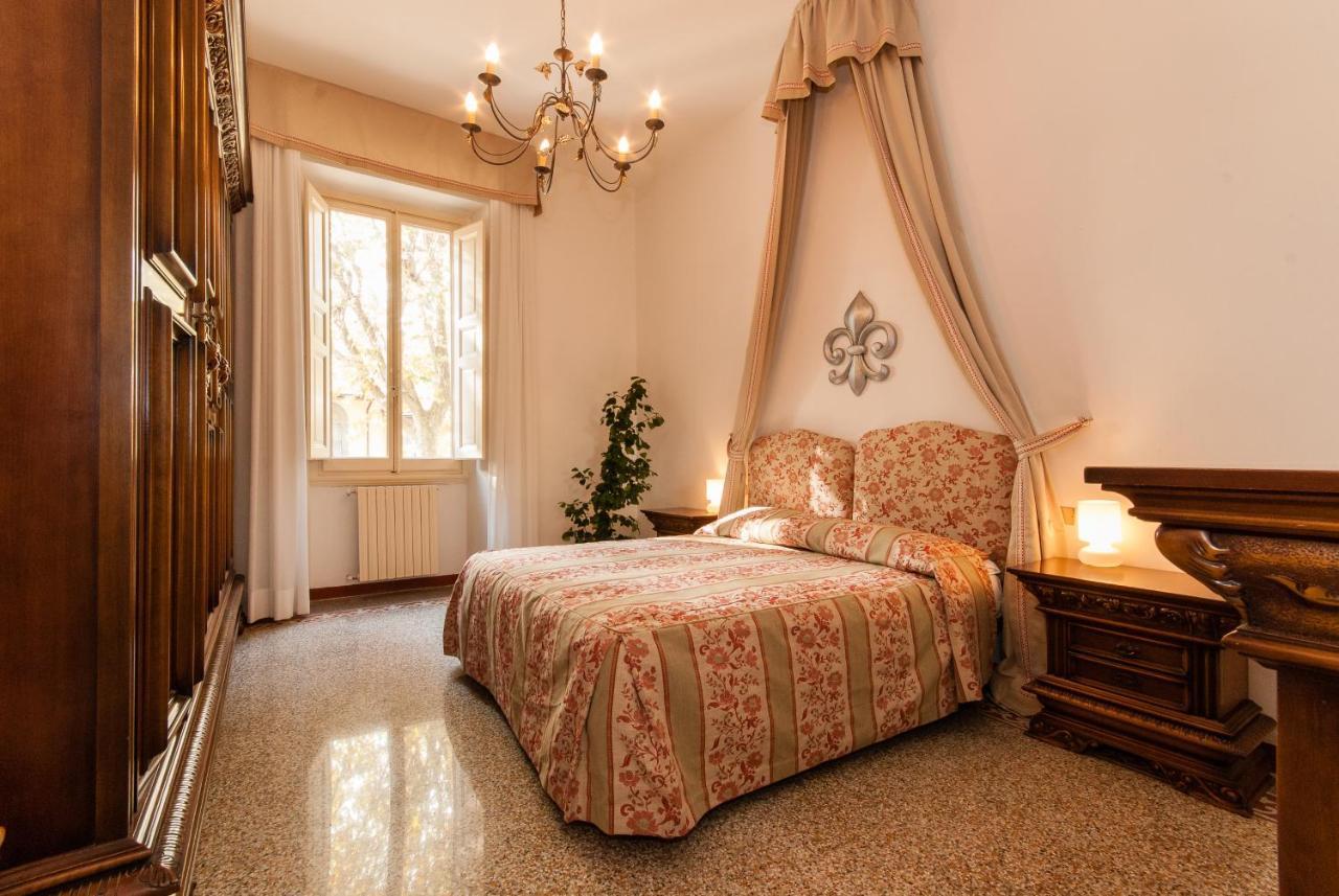 Oltrarno Apartments Флоренція Екстер'єр фото