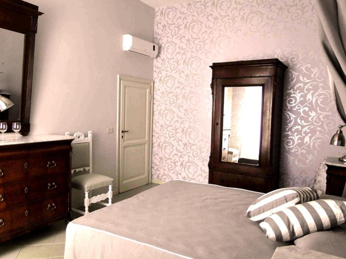 Oltrarno Apartments Флоренція Екстер'єр фото